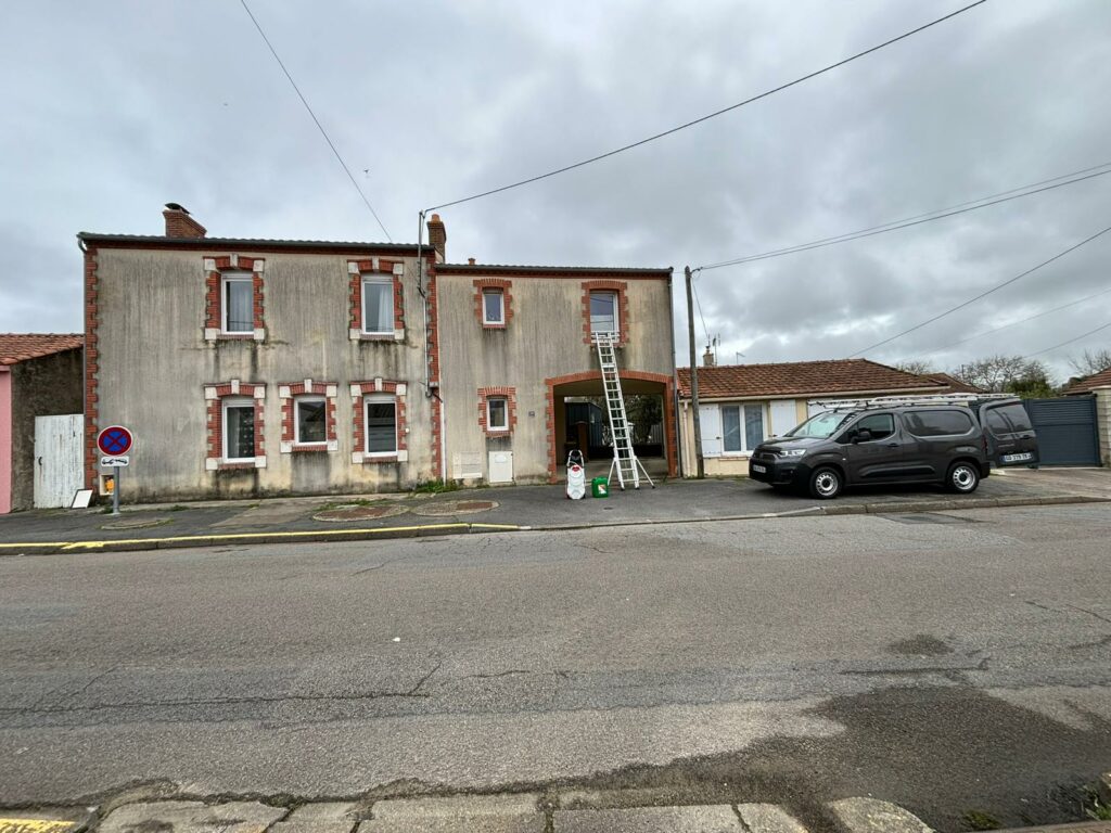 Intervention toiture ardoises — bâche protection — SF Couverture Bouches-du-Rhône